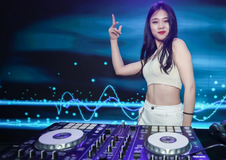 DJ打碟表演